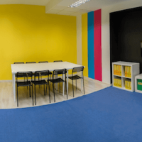 Retkinia sala yelllow Baby English Center